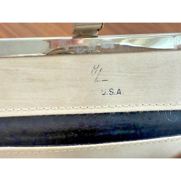 Vintage Harry Levine HL USA Silver Evening Clutch Bag Clasp with Chain 60's - Picture 11 of 14